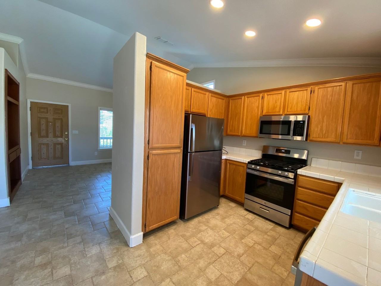 8091 Primoak Way - Photo 3 of 17