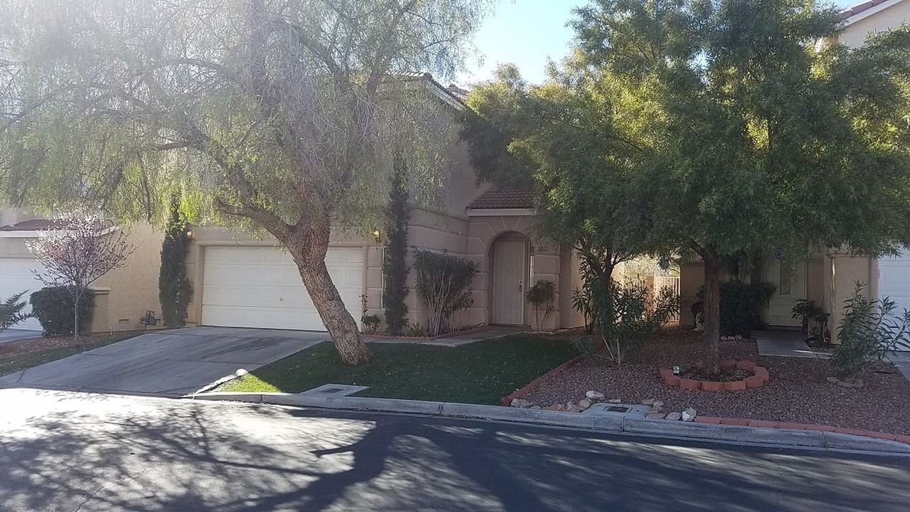 10019 Capistrello Ave - Photo 2 of 24