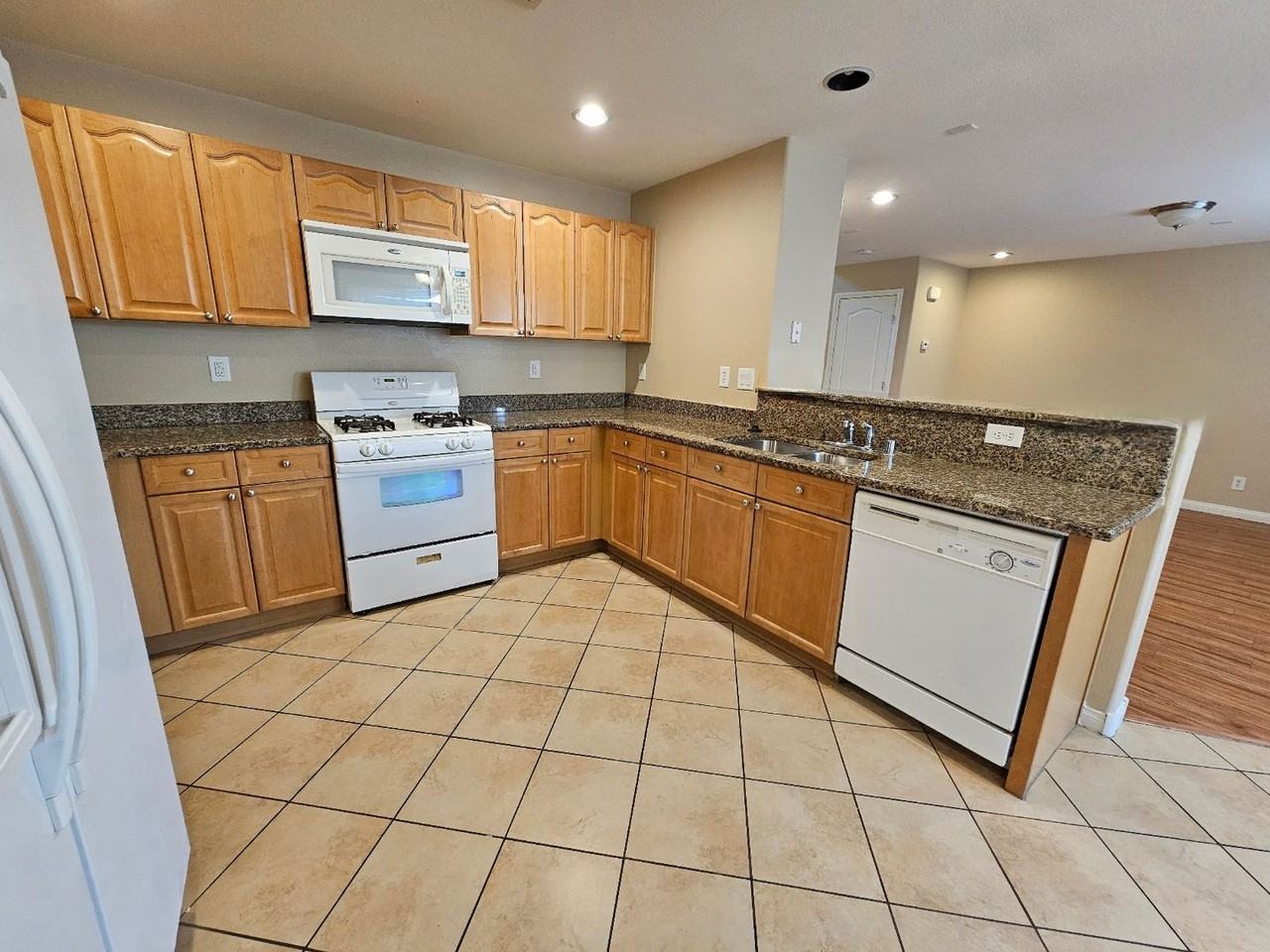 10603 Gibbous Moon Dr - Photo 7 of 47