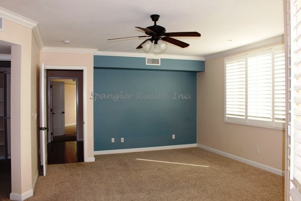 553 Laguna Dr - Photo 6 of 20
