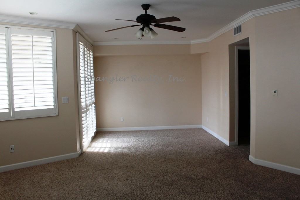 553 Laguna Dr - Photo 7 of 20