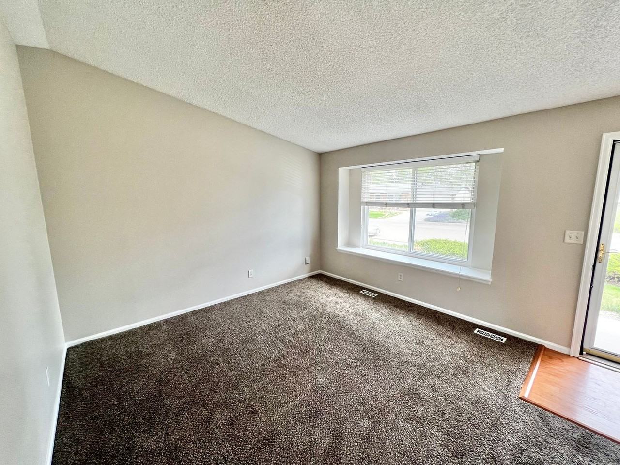 2336 Arctic Fox Dr - Photo 6 of 29