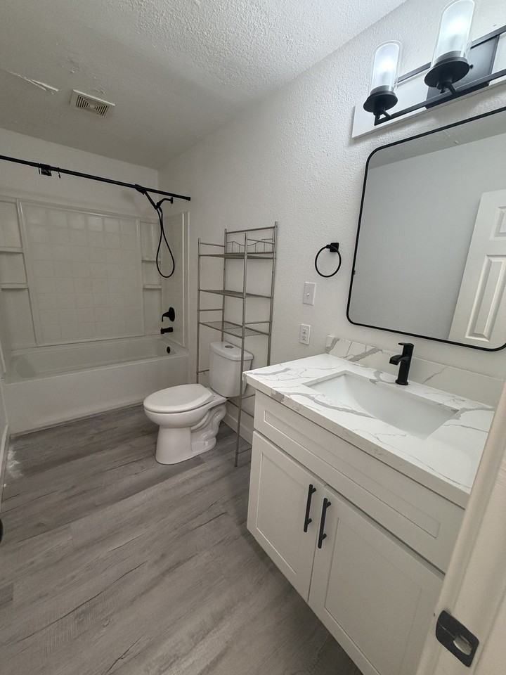 316 Willow St #316 - Photo 6 of 15