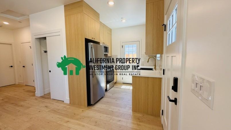 4104 16th Ave #4104 - Photo 3 of 27