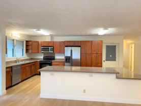 2702 E Manoa Rd - Photo 1 of 1