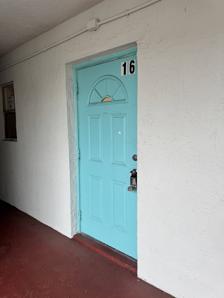 6000 Nw 7th St #16 - Photo 4 of 17
