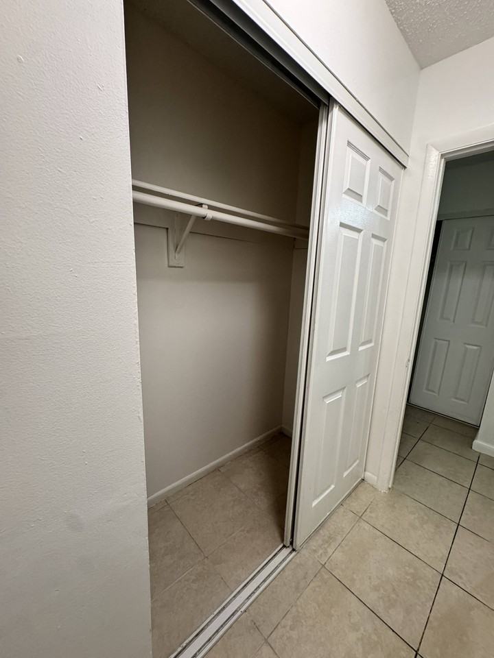 6000 Nw 7th St #16 - Photo 7 of 17