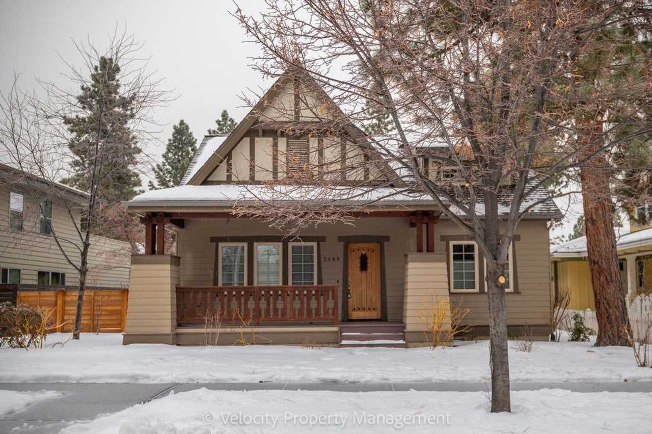 2469 Nw Sacagawea Ln - Photo 2 of 25