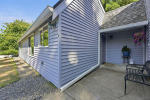 featured image of 7100 Hawks Prairie Rd Ne