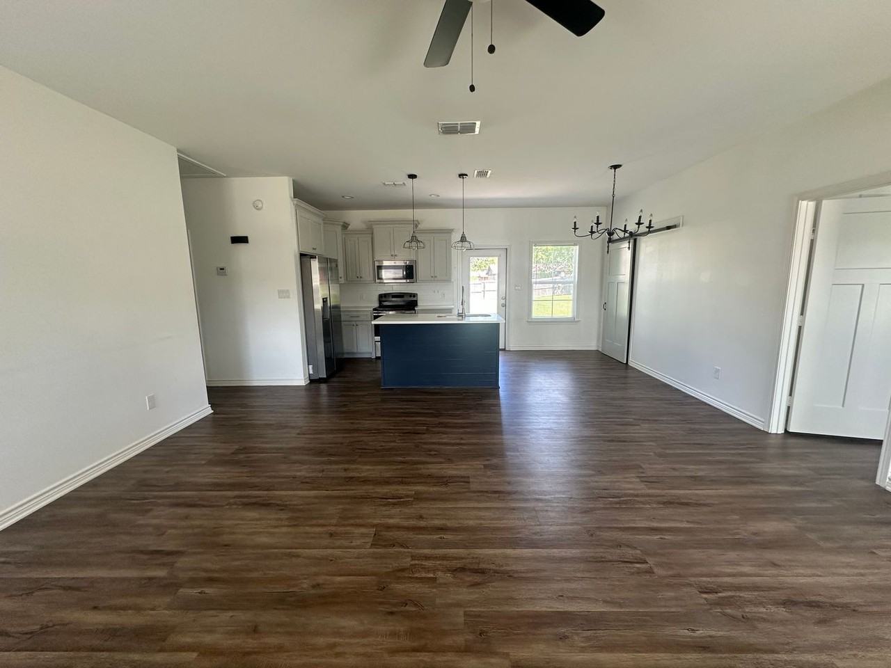 205 Gordon St - Photo 2 of 19