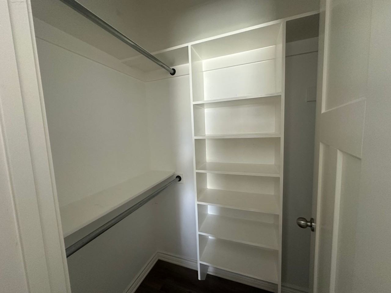 205 Gordon St - Photo 7 of 19
