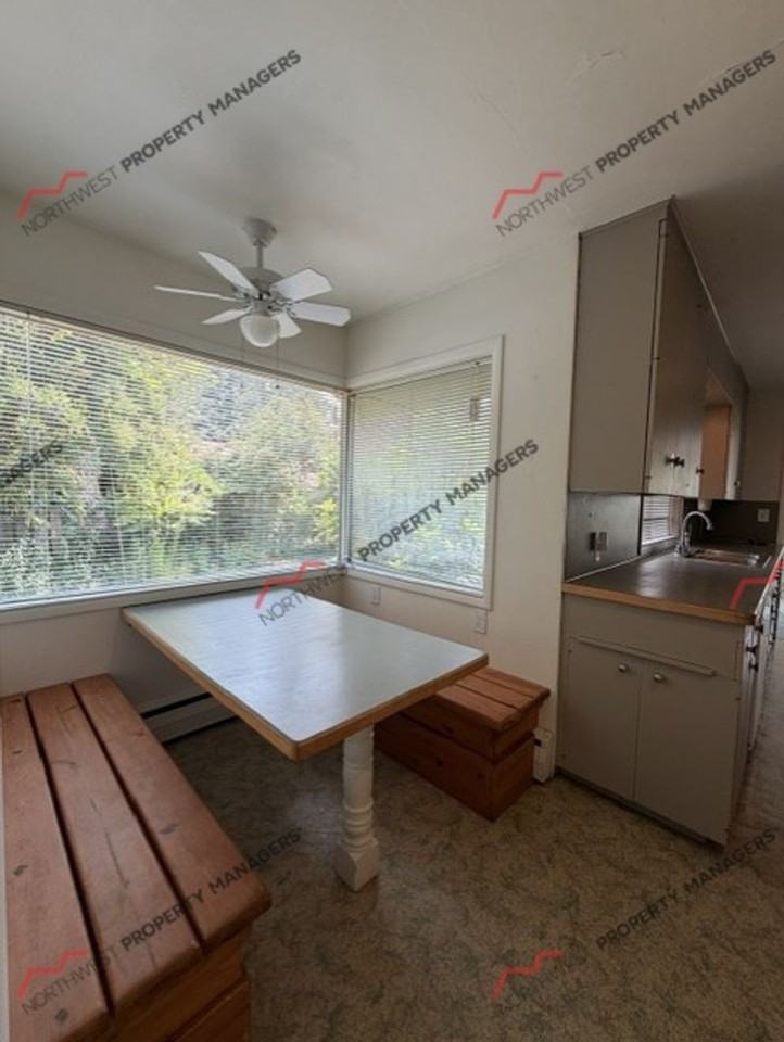 125 Sawall Ave W - Photo 6 of 13