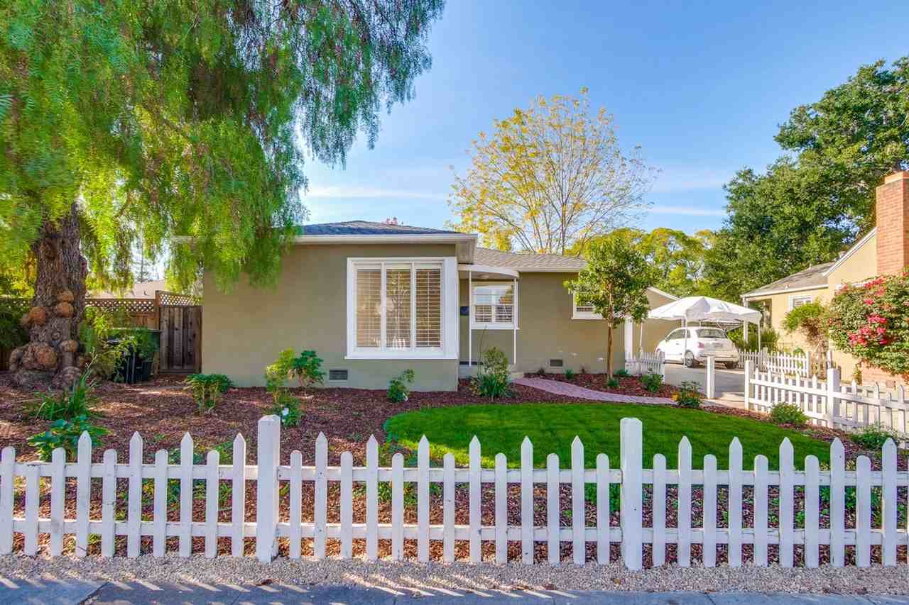 2990 Cowper St - Photo 2 of 46