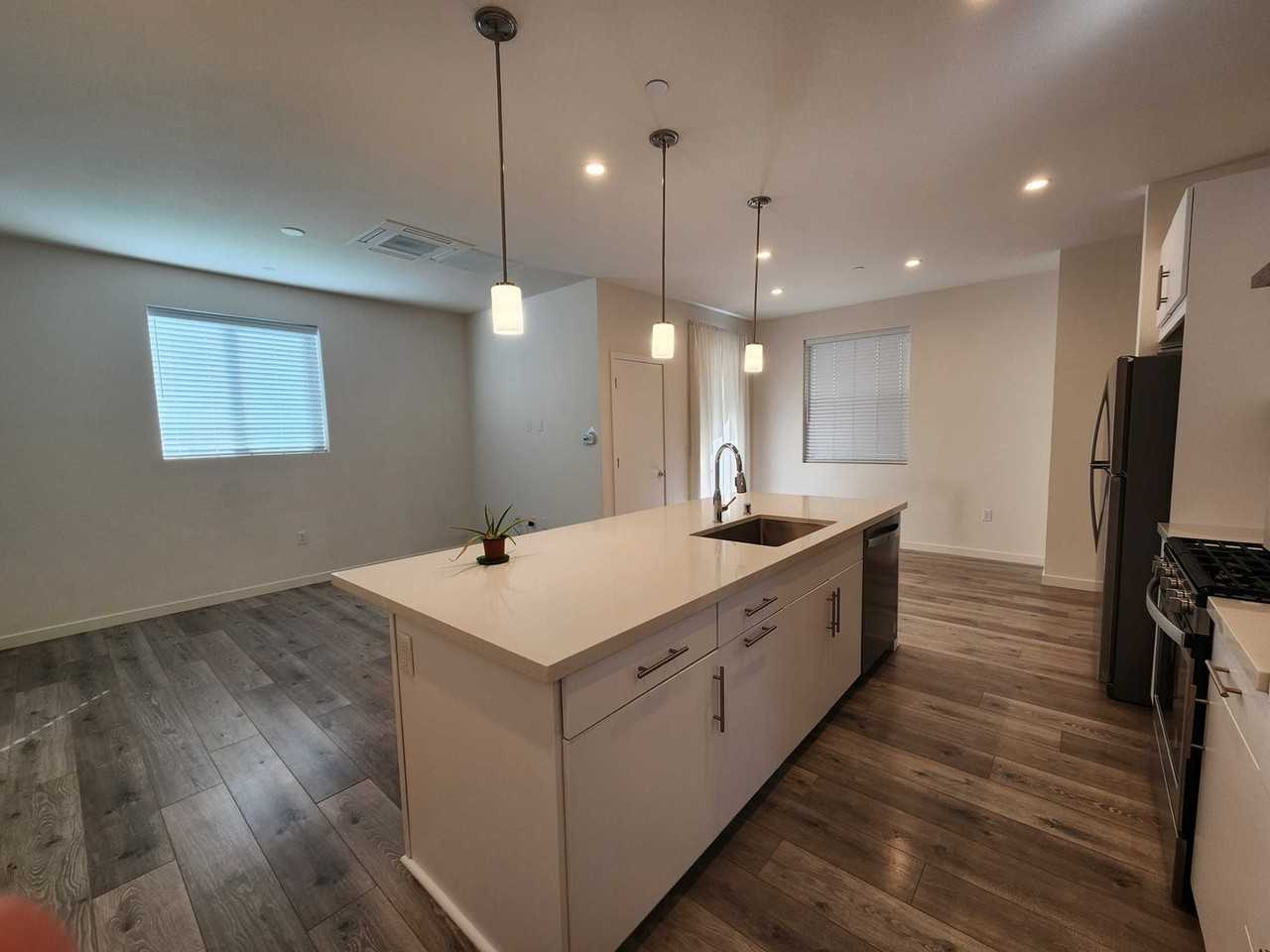 250 Log Pond Ln - Photo 5 of 14