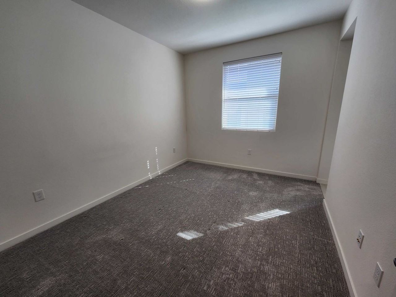 250 Log Pond Ln - Photo 7 of 14