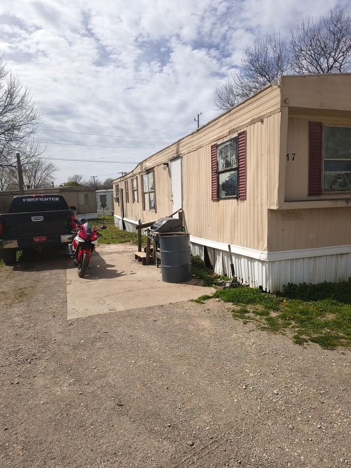 East Mobile Home Park - Photo 2 of 20
