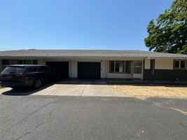 featured image of 610 S Platt Ave