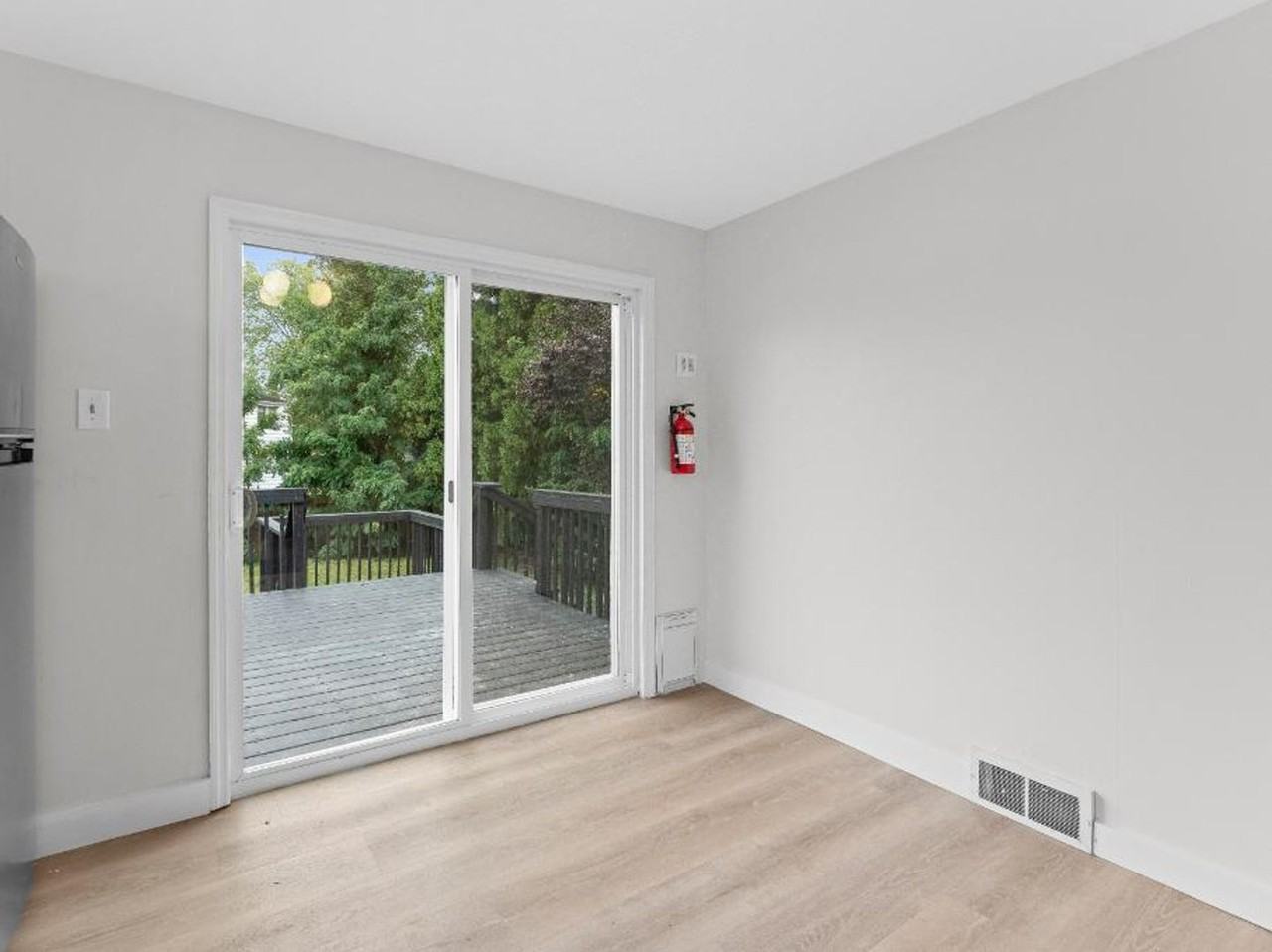 800 Market St - Photo 5 of 28