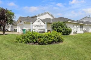 featured image of 2401 14th St E