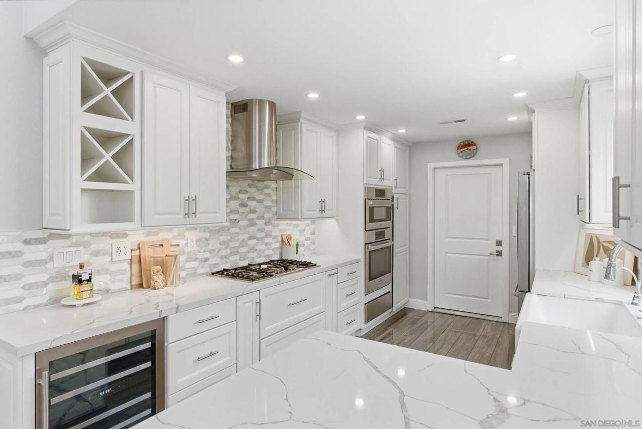 7327 Linden Ter - Photo 3 of 7