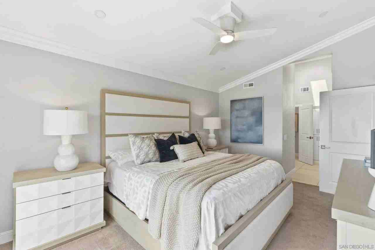 7327 Linden Ter - Photo 4 of 7