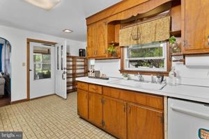 featured image of 99 Henry St