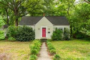 featured image of 713 W Knox St