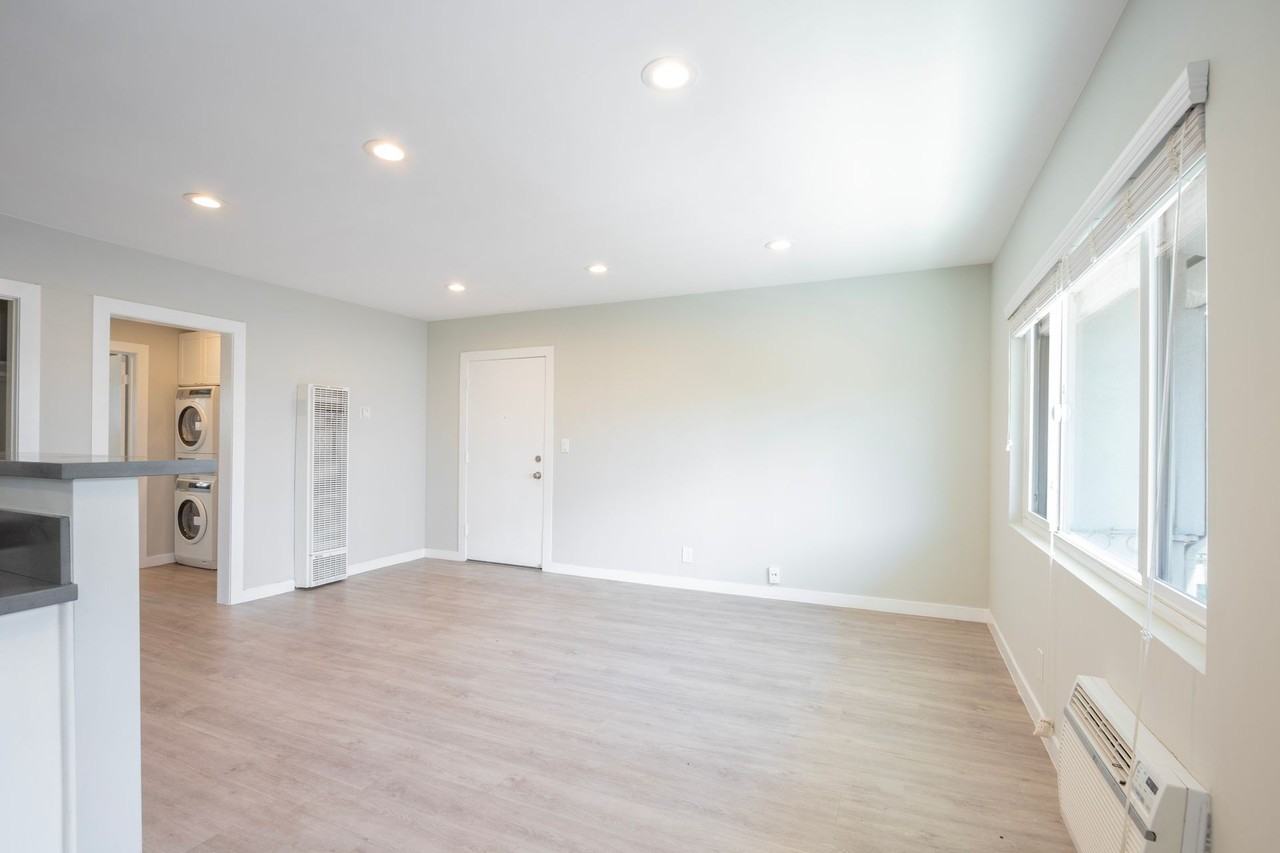 5622 La Mirada Ave - Photo 5 of 8