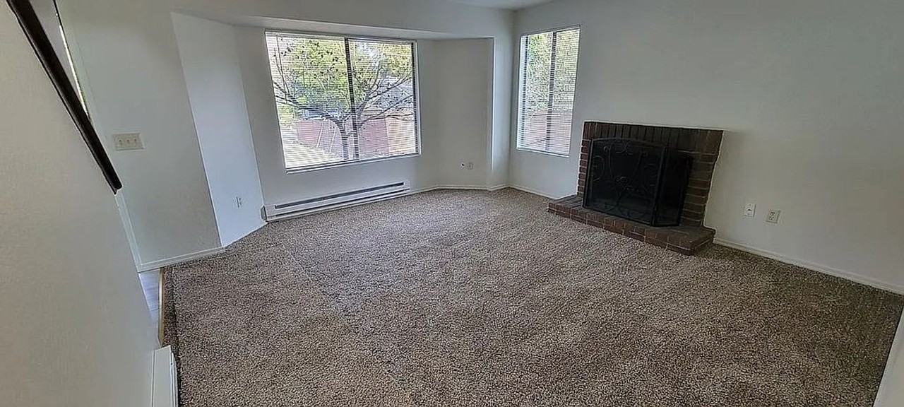 622 91st Ave SE - Photo 2 of 23