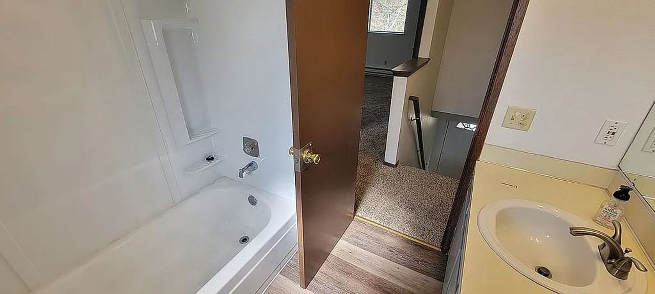 622 91st Ave SE - Photo 7 of 23