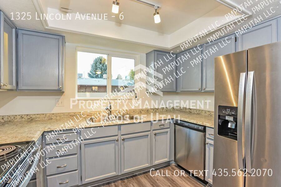 1325 Lincoln Ave #6 - Photo 4 of 11