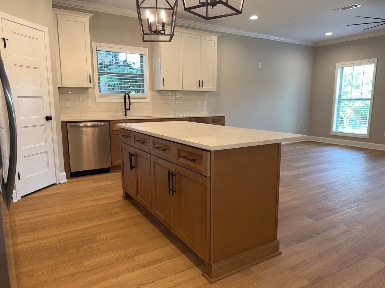 16 Lakeview - Photo 6 of 41