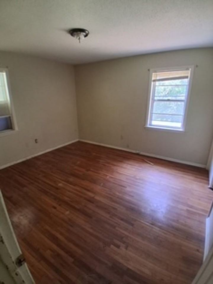 4637 Appleville St - Photo 3 of 6