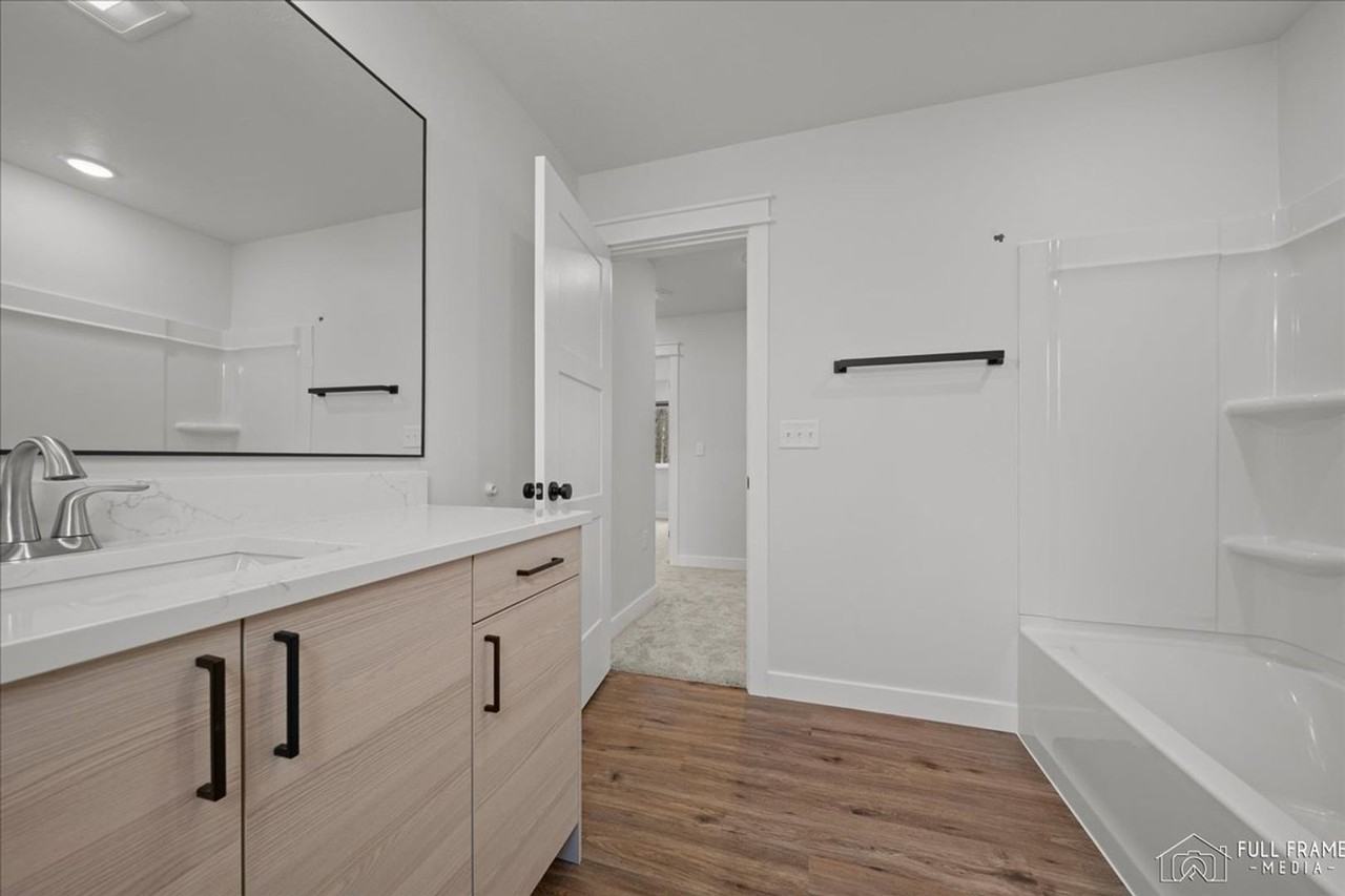7442 N Paw St #2 - Photo 6 of 50