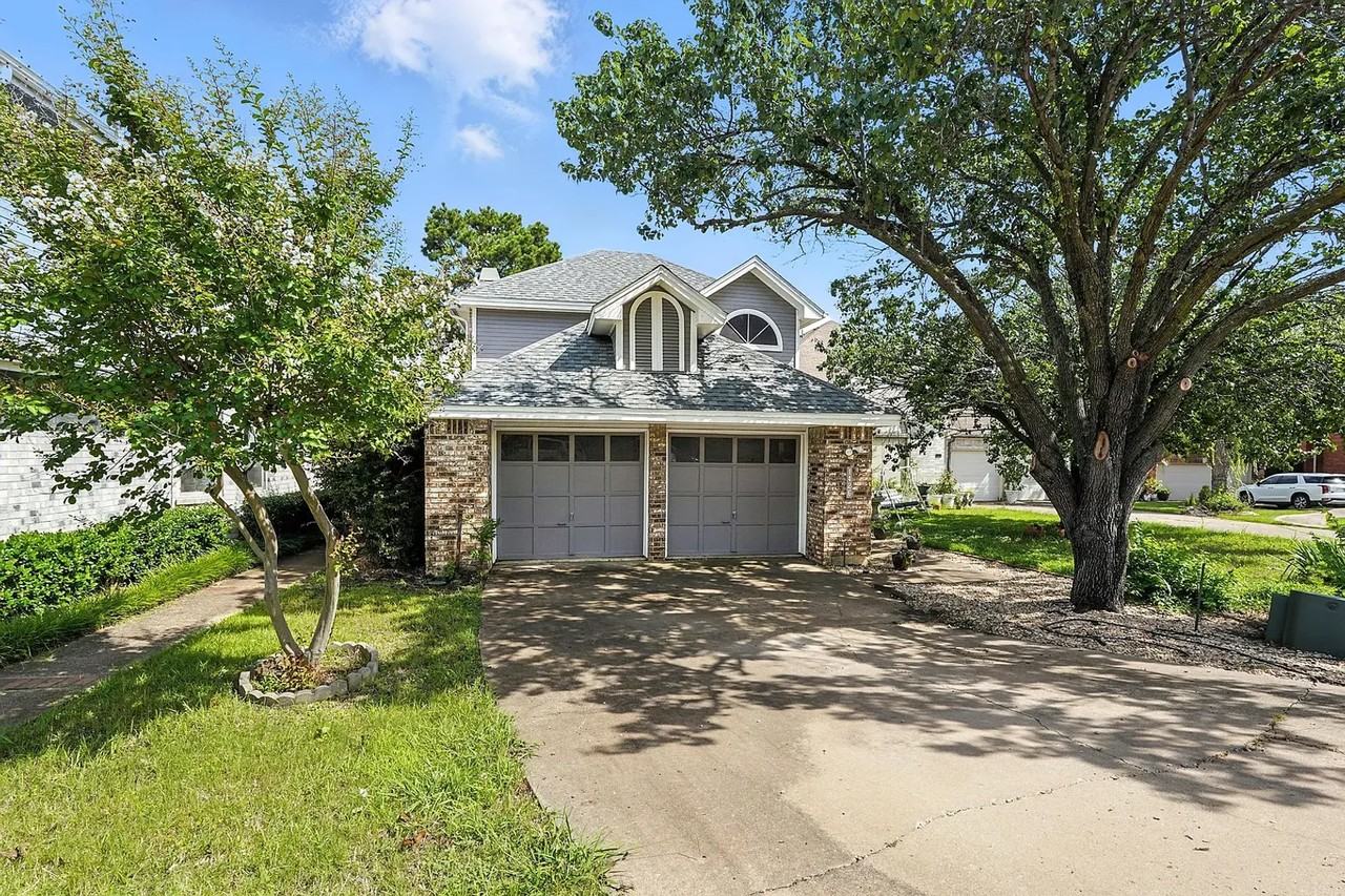 1426 Harmony Ln - Photo 2 of 46