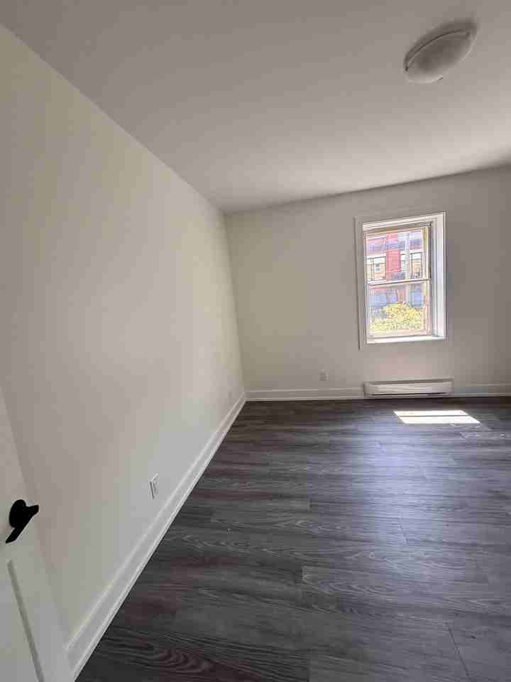 147 Fifth Ave #1 - Photo 7 of 12
