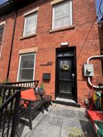 featured image of 451 Sunnyside Ave