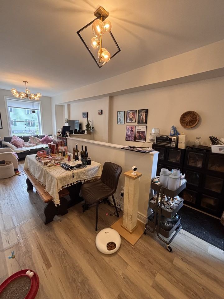 451 Sunnyside Ave - Photo 5 of 40
