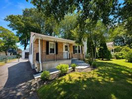 featured image of 1407 Wall Ave