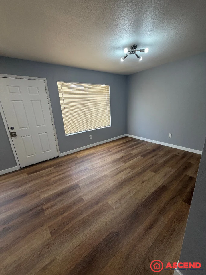 2905 La Costa St - Photo 3 of 10