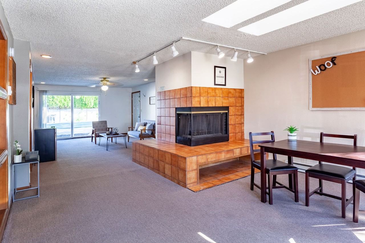 Crown Village Apartments - Photo 6 of 6