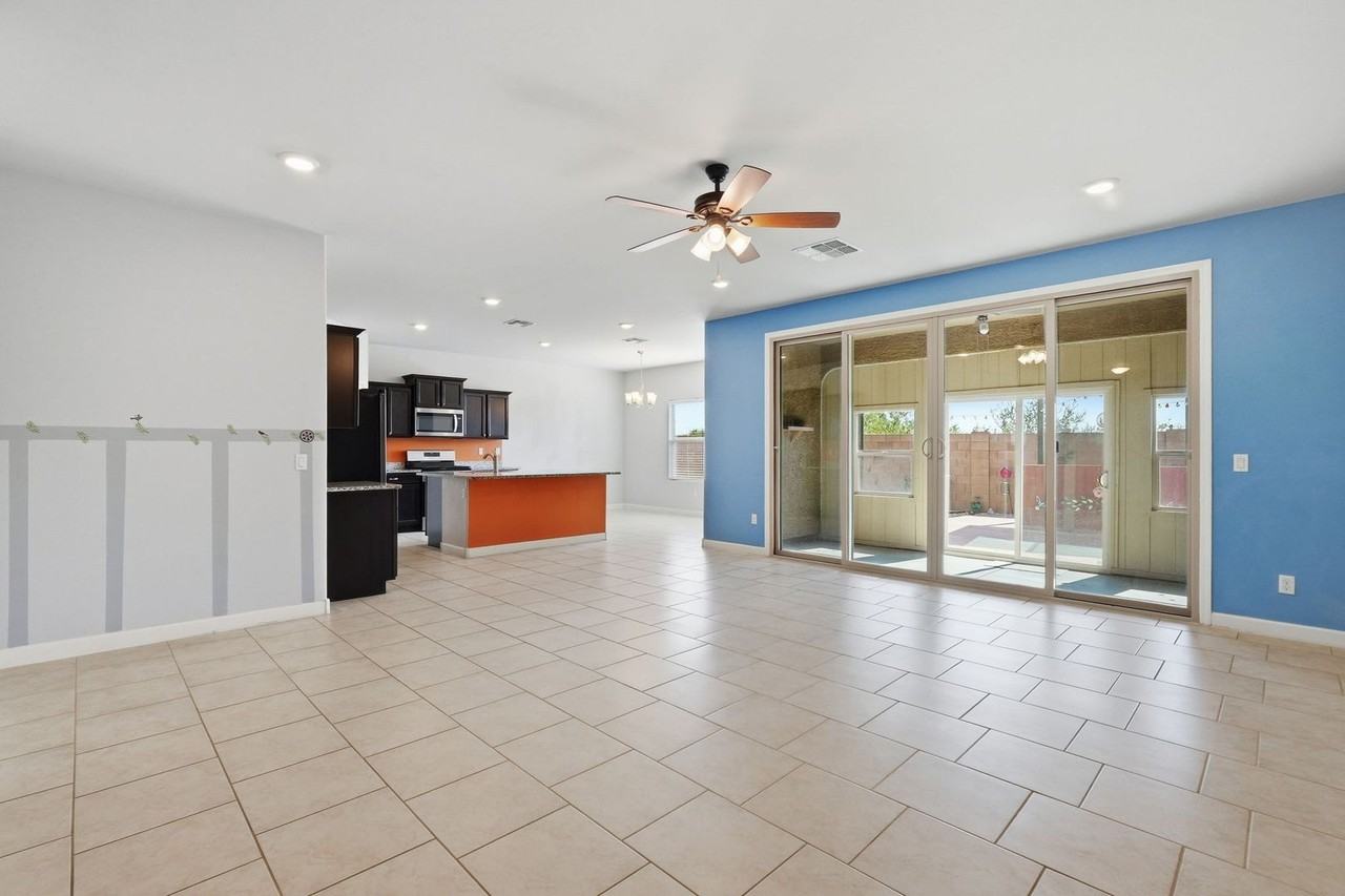 17985 S Whispering Glen Path - Photo 7 of 37