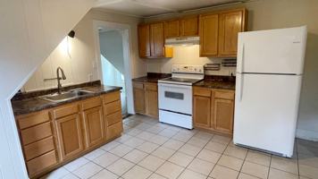 featured image of 6 Maple St