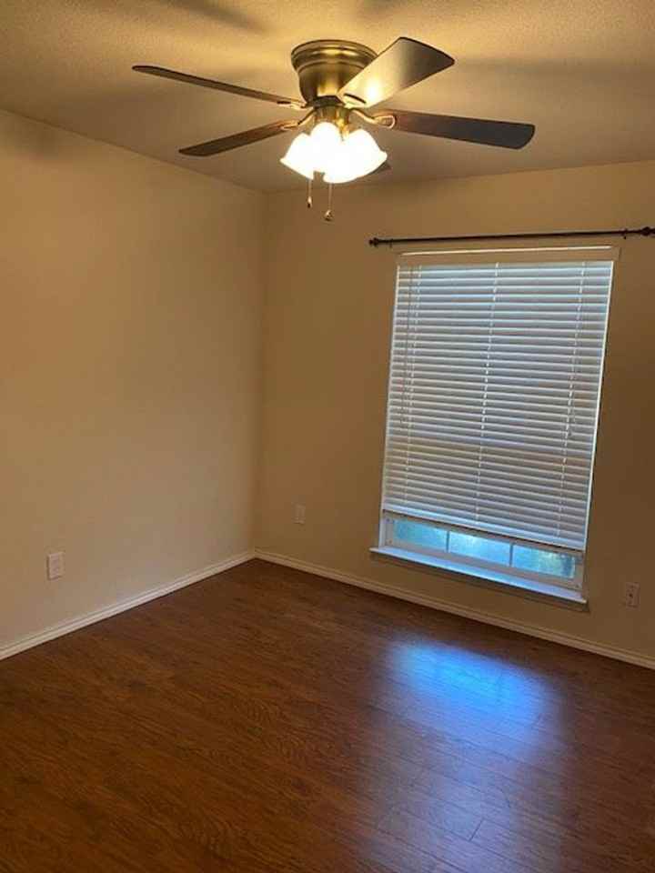4807 Fordham St - Photo 6 of 17