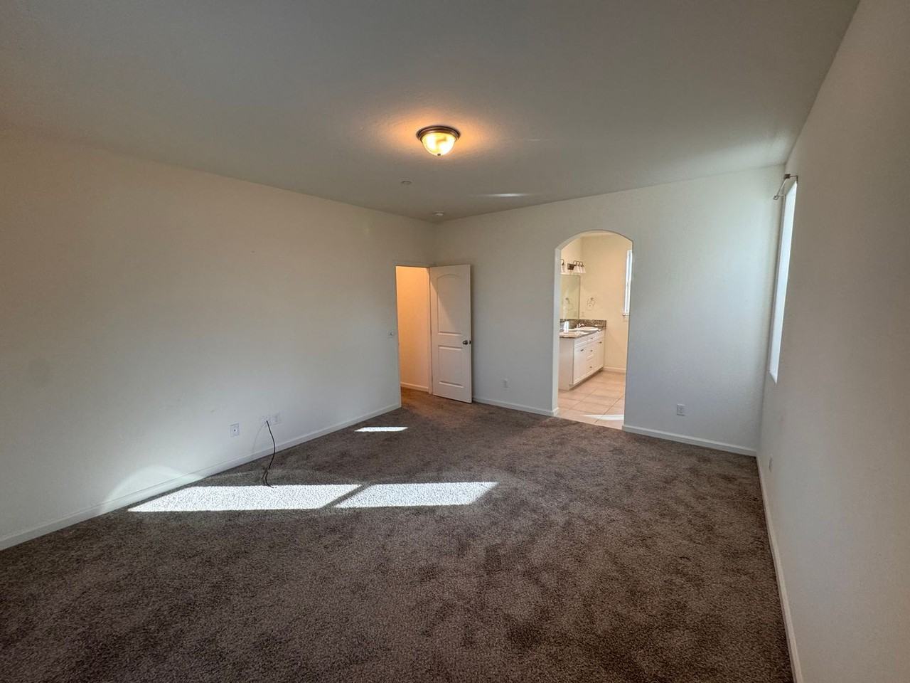 224 W Kimball Ave - Photo 4 of 12