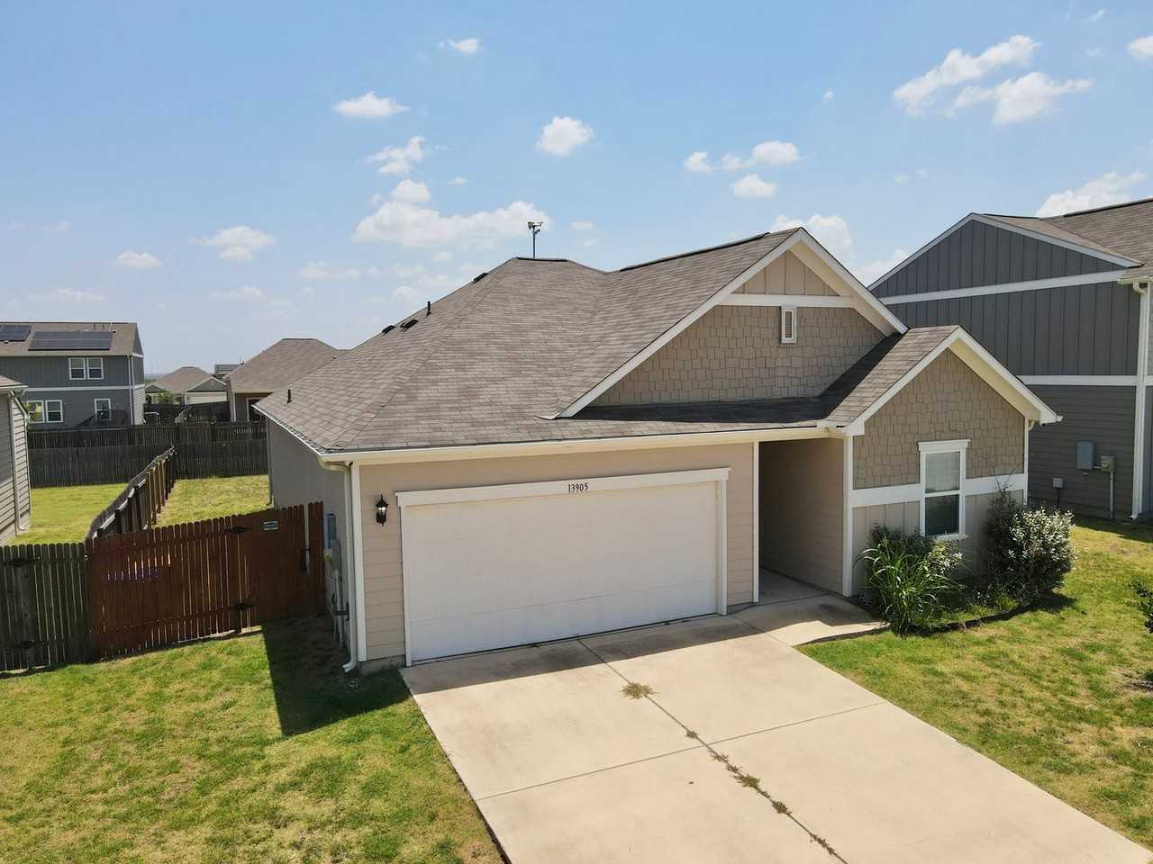 13905 Charles Abraham Way - Photo 3 of 38