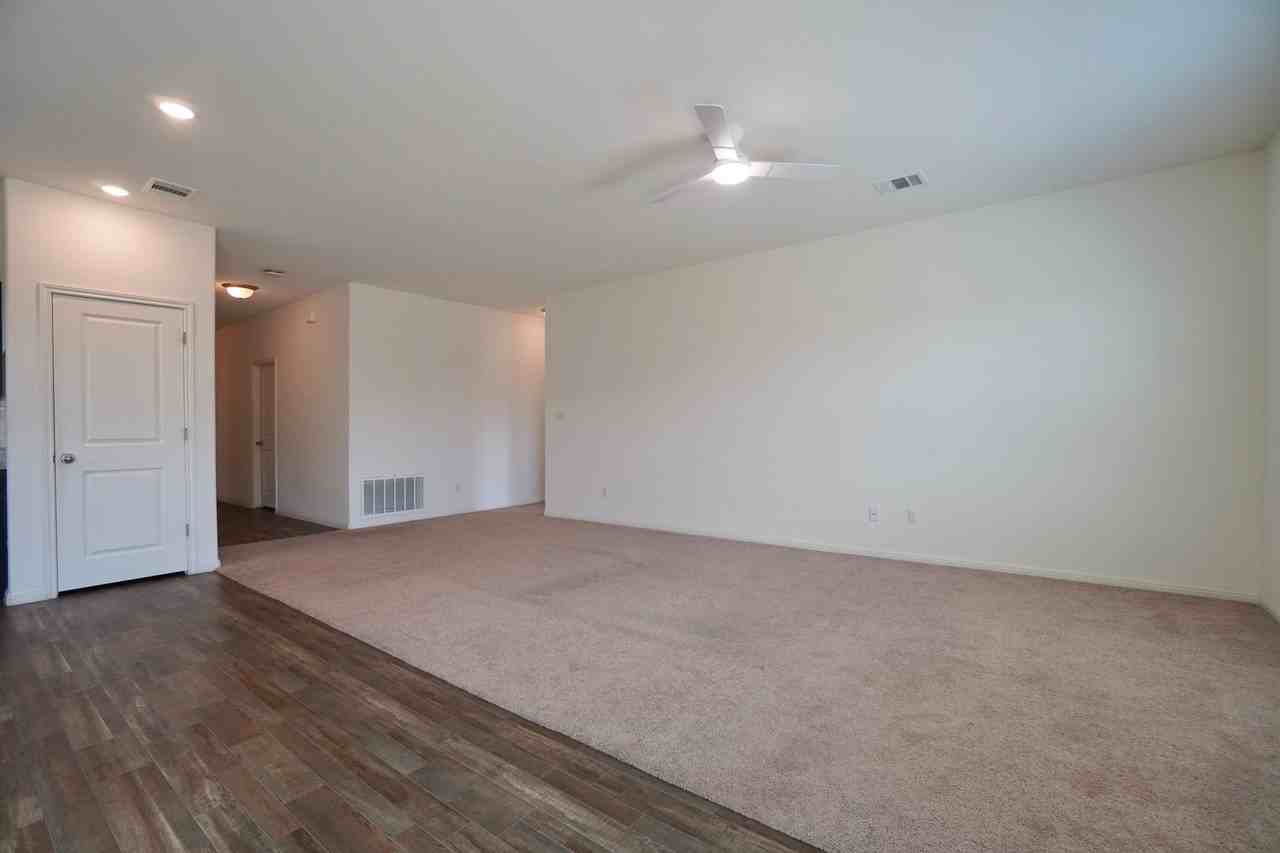 13905 Charles Abraham Way - Photo 6 of 38