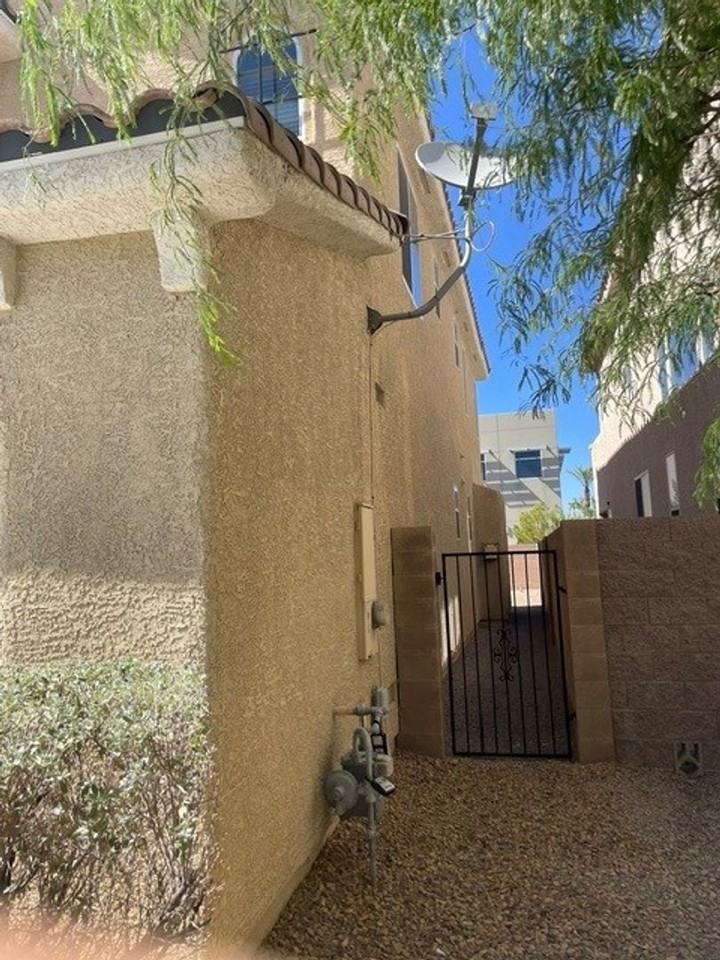 5298 Caprock Canyon Ave - Photo 2 of 40