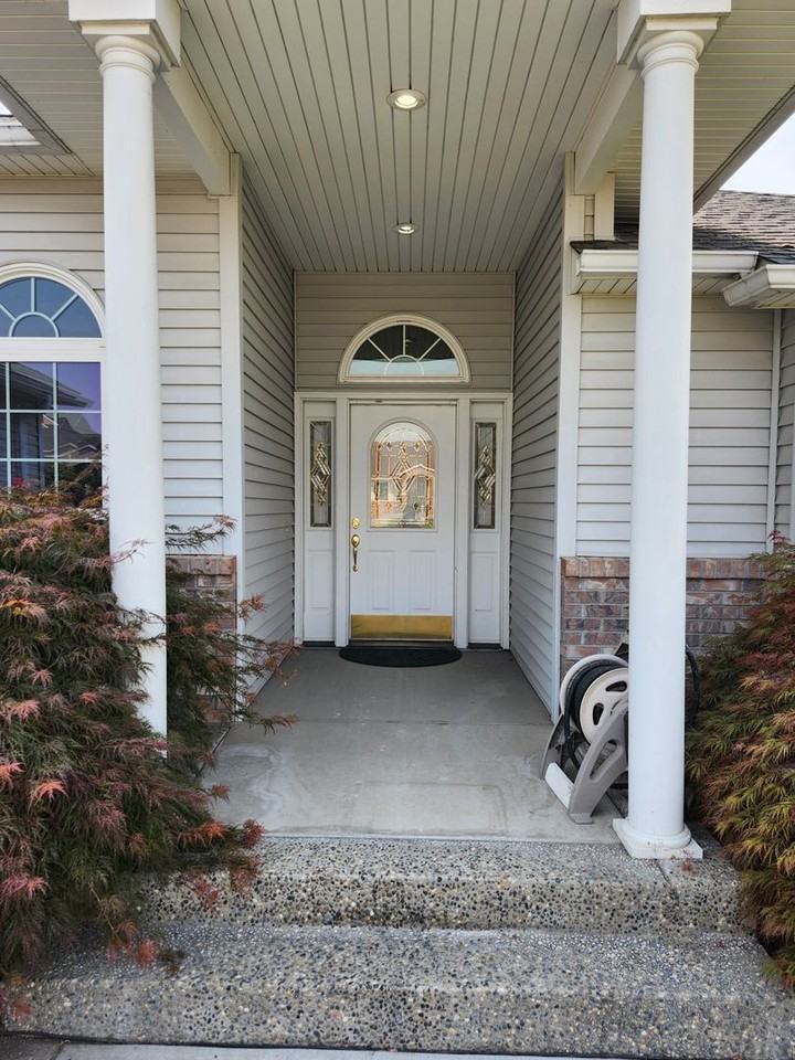 106 Prestwick Ln - Photo 3 of 39
