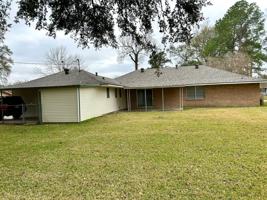 featured image of 10021 E Tampa Dr